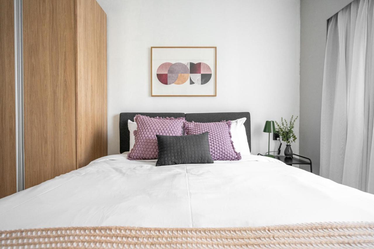 Apartamento Apto Moderno Com Varanda E Vaga - Itaim Bibi *